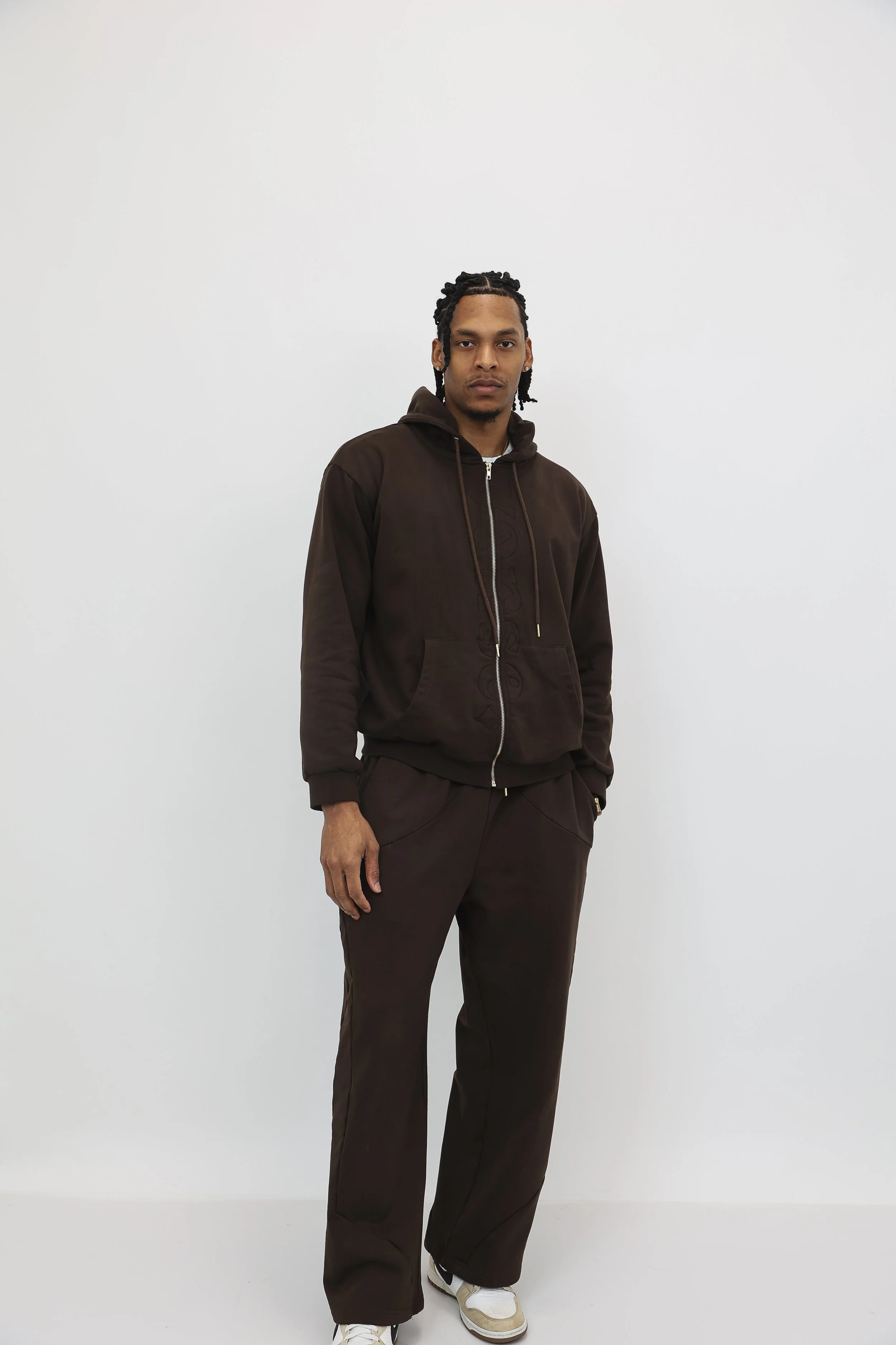 VORISE Tonal Embroidery Zip-Up Jacket — vorise.